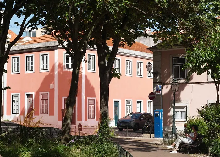 Casa Amora Studio Apartments Lisbon